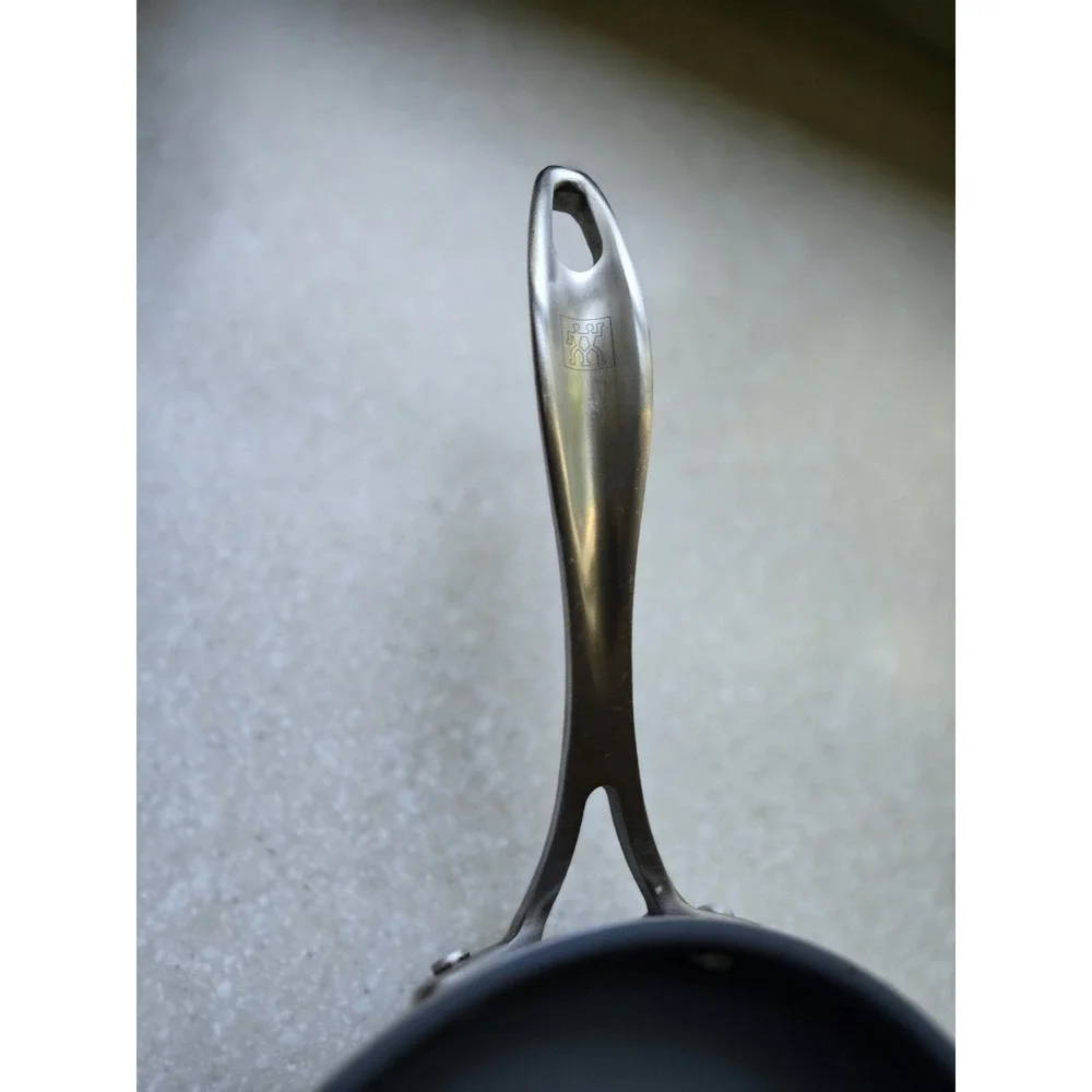 Zwilling J.A. Henckels 8